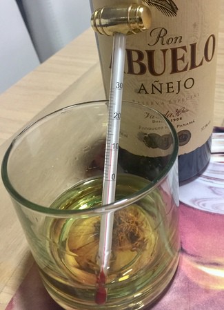 Servido a 12°C