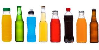 El consumo de bebidas azucaradas cae el 2,2 % en Cataluña por el impuesto especial.