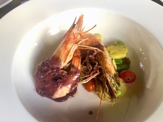 Langostinos con salsa de moras