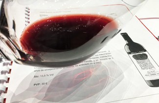 Color del vino en la copa