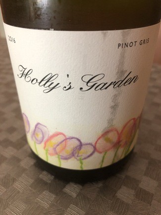 Holly’s Garden pinot gris 2016