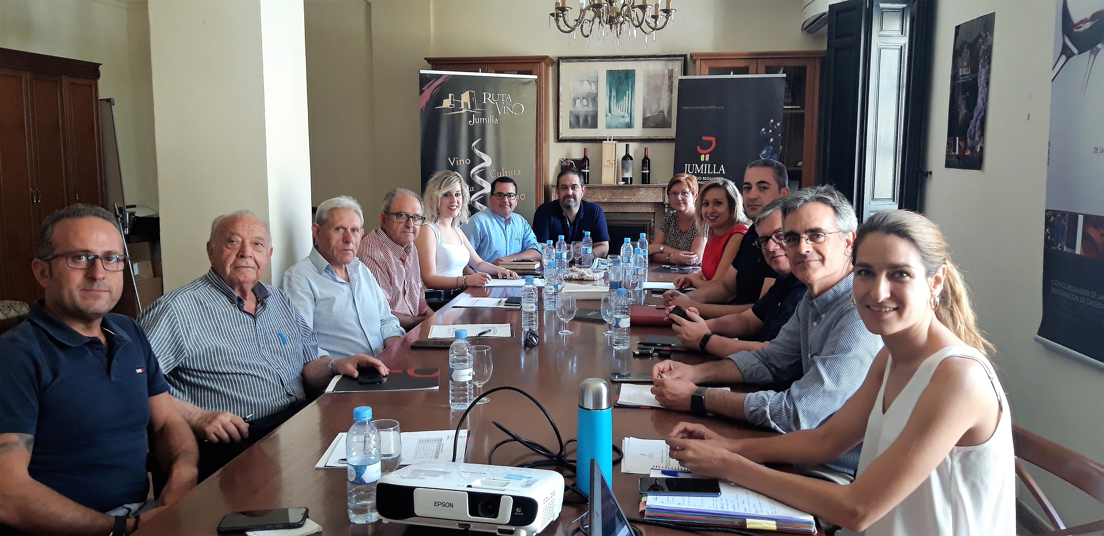 Reunión de Alcaldes en el C.R.D.O.P. Jumilla