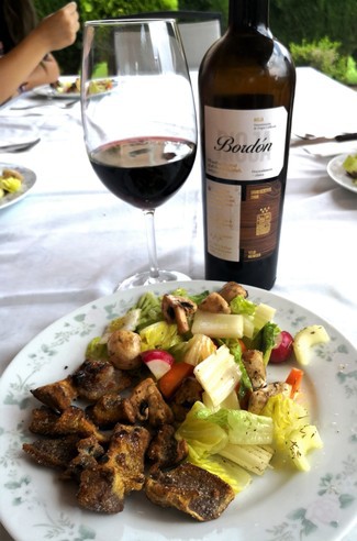 Con la ensalada y el "morro"