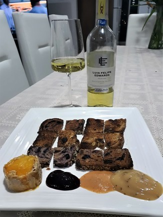 Con las tostas de foie