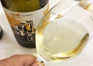 Color del vino en la copa