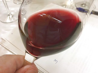 Color del vino en la copa