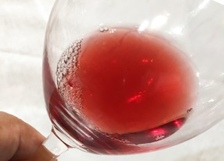 Color del vino en la copa