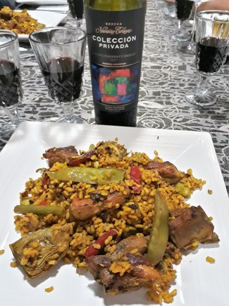 Con la paellita