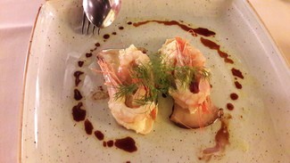 Boletus confitados, y gambas de La Santa