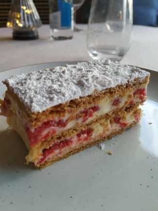 Milhojas de frambuesas