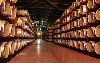 Casi el 90% de las bodegas españolas considera que los aranceles adicionales de EE.UU. les afectarán gravemente