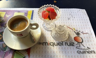 cafe y gominolas