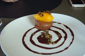 Guifré (tarta de chocolate caliente con helado de calabaza, mandarina y pimienta)