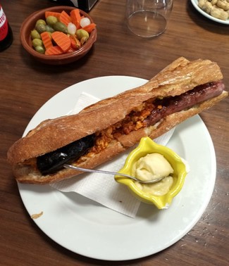 revuelto sobrasada y embutido