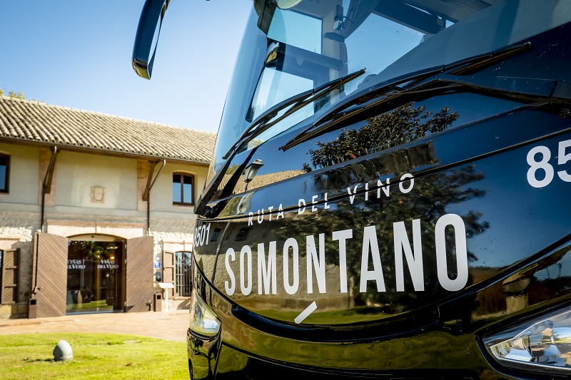 Bus del Vino Somontano, 10 años viajando por los sentidos de Somontano