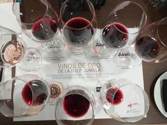 Sigue la cata de vinos DOP Jumilla gracias a la campaña #Convinaviento.