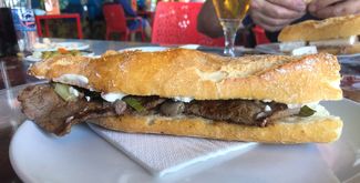 bocadillo de carne de potro