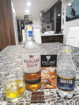 Con el Pacari de uvilla.