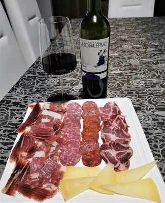 Con el embutido ibérico