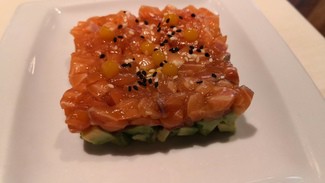 Tartar de salmón