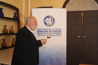 La D.O. Condado de Huelva ofrece una cata formativa a periodistas de Huelva y su provincia