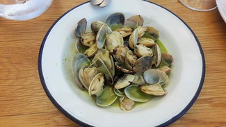 Almejas en salsa verde