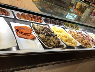 material de almuerzo