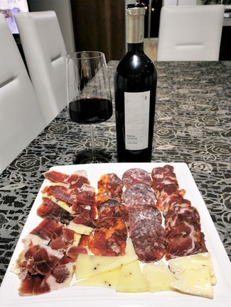 Con el embutido ibérico