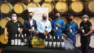 El CD Castellón ya cuenta con su propio vino: ‘Alvinegre’