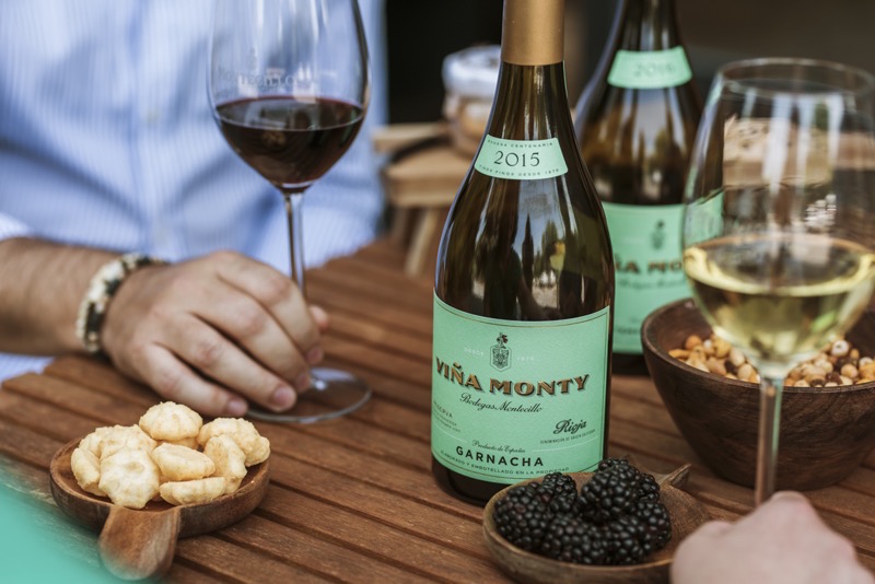 Bodegas Montecillo relanza su marca legendaria, Viña Monty.