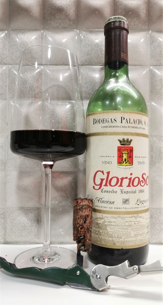 Glorioso Cosecha Especial Gran Reserva 1964