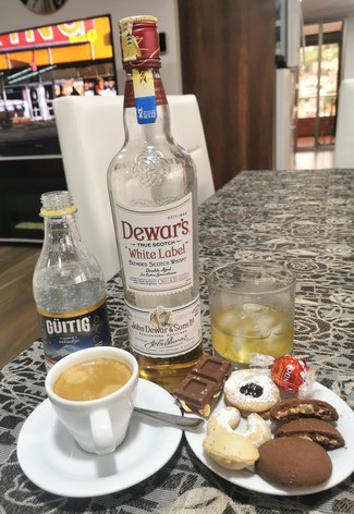 Con las galletitas, el chocolate y el café