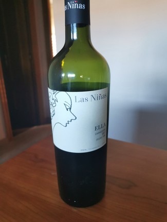 Las Niñas Ella Carmenere 2017