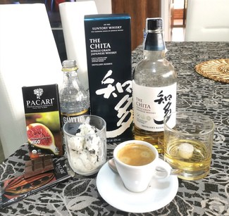 Con el helado de Oreo, el Pacari de higo y el café.