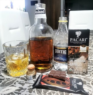 Con el Pacari de Sal de Cuzco & Nibs