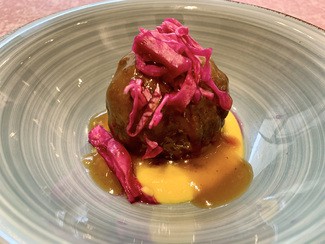 Albóndiga de buey en salsa