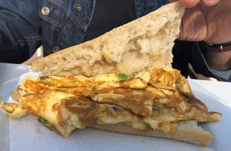 tortilla ajos tiernos