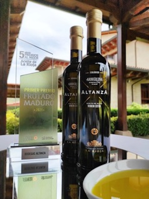 Altanza brilla con su nuevo AOVE en el Concurso al Mejor Aceite de Rioja 2021