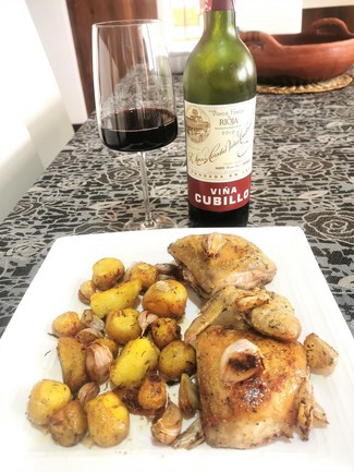 Con el pollo al ajillo