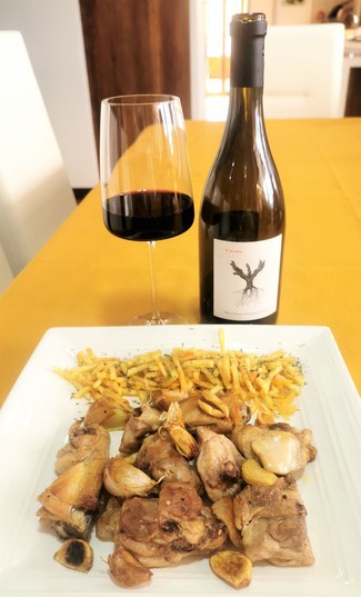 Con el pollo al ajillo