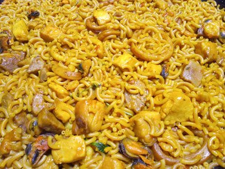 Fideua marinera