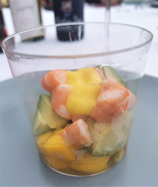 El cocktail de gambas, mango y aguacate