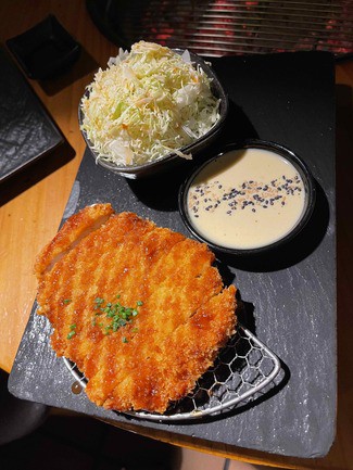 Lomo de cerdo macerado y rebozado