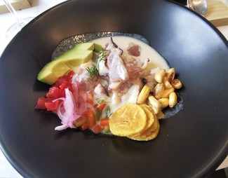 Ceviche de róbalo