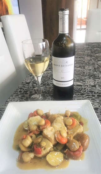 Con el guisito de róbalo con guanábana y estragón