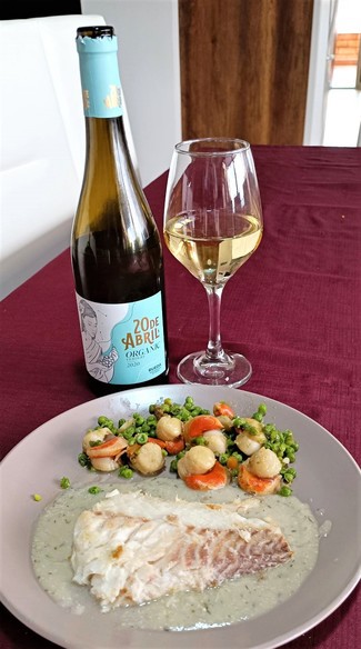 Con la corvina en salsa de guanábana y las vieiras