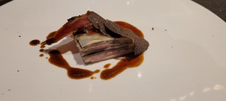 Apionabo relleno de jamón y de trufa melanosporum con trufa melanosporum