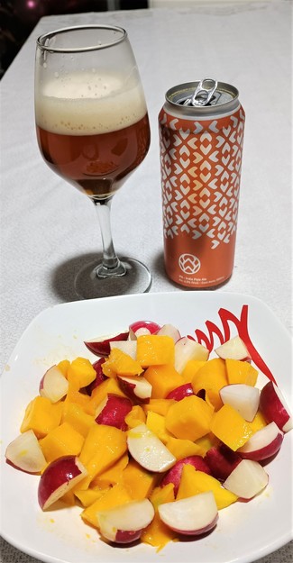 Con el mango y los rabanitos