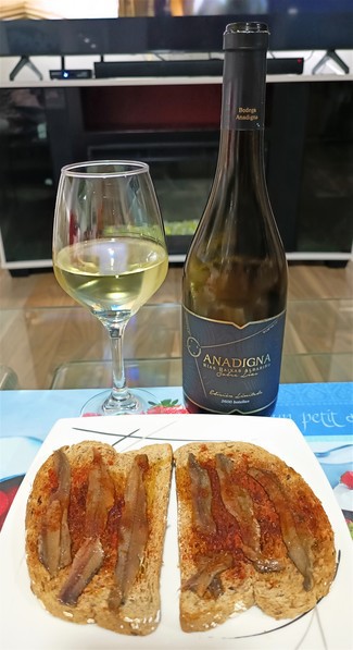 Con la torraeta de anchoas