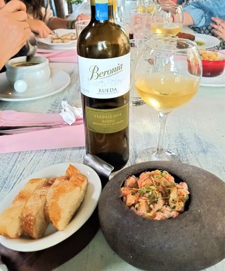 Con el tartar de salmón